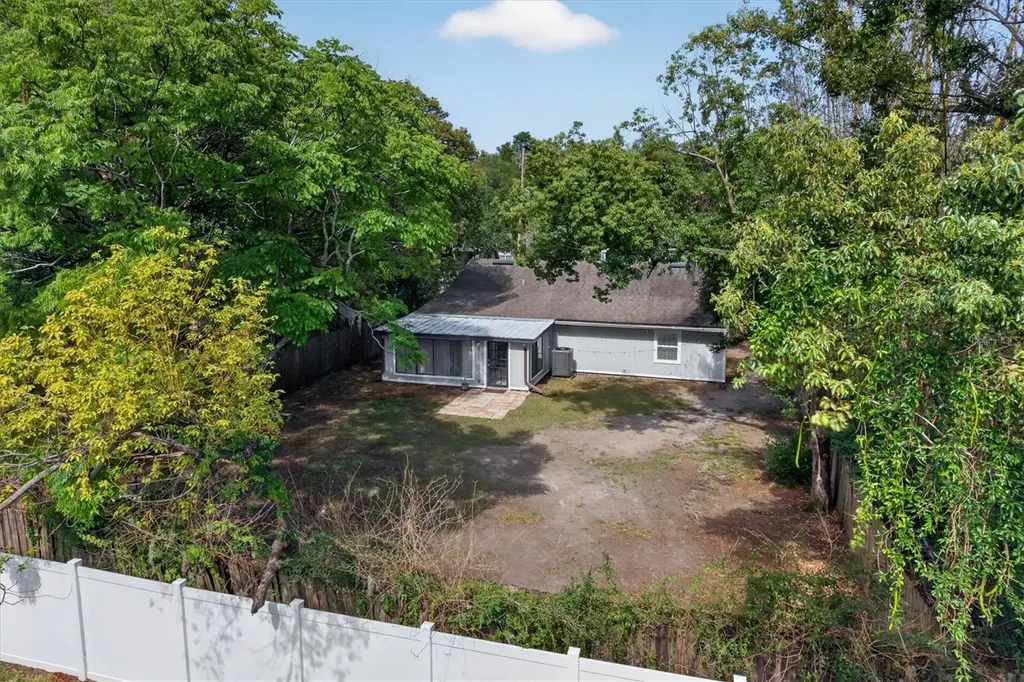 212 S Glenwood Avenue Orlando FL 32803