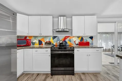 212 S Glenwood Avenue Orlando FL 32803