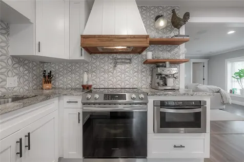 3401 W Van Buren Drive Tampa FL 33611