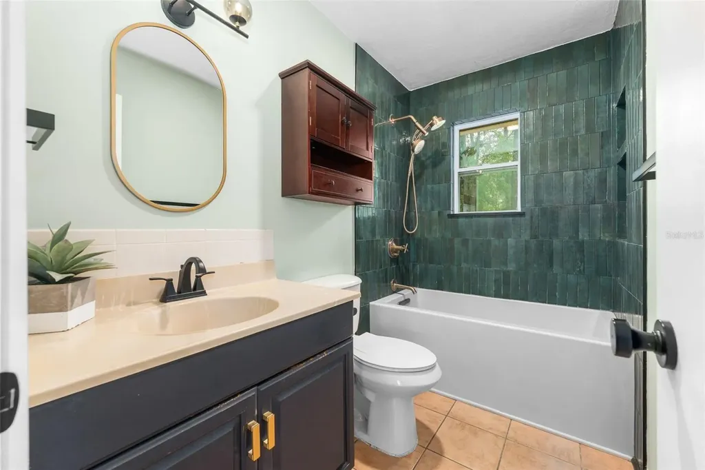 4209 NW 29th Terrace Gainesville FL 32605