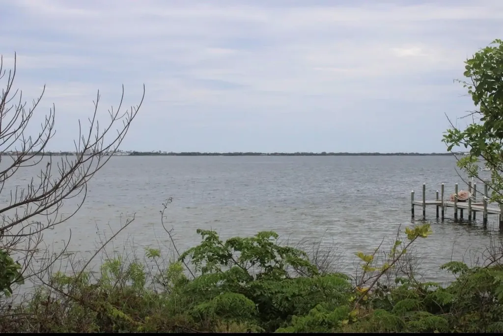 5621 Cypress Creek Drive Grant FL 32949