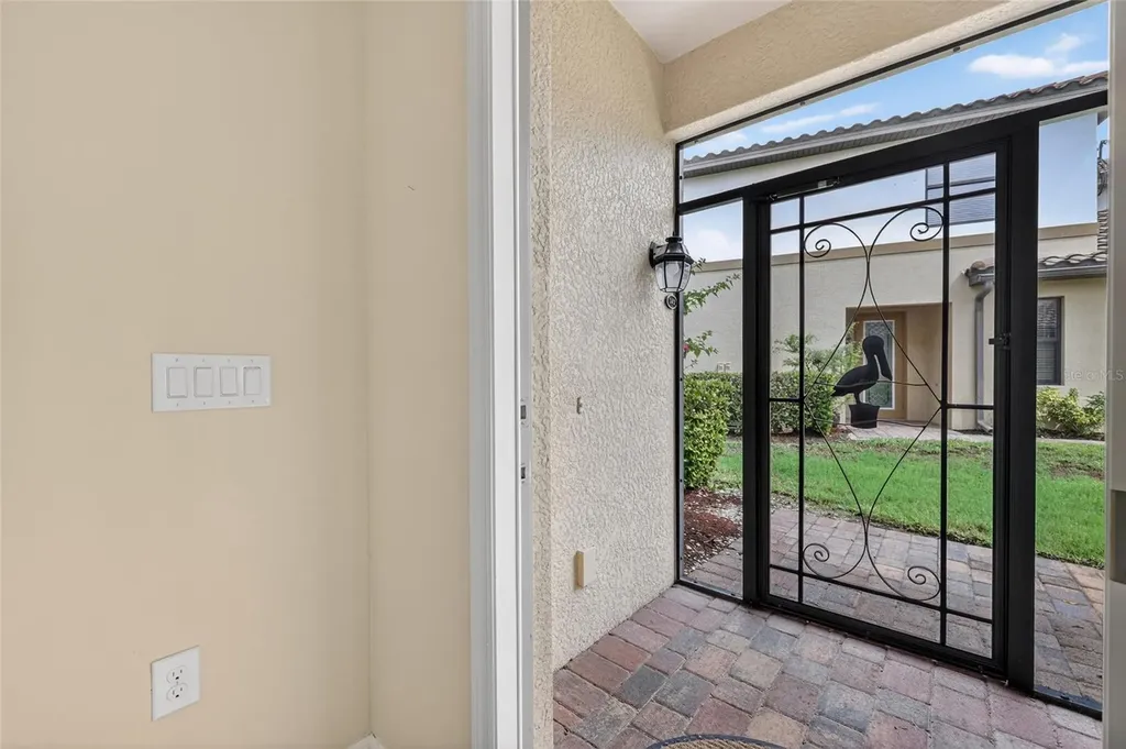 20151 Ragazza Circle E Venice FL 34293