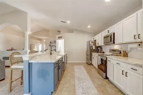 2033 Newtown Road Groveland FL 34736