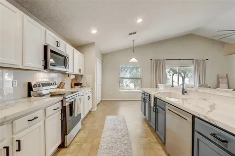 2033 Newtown Road Groveland FL 34736