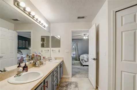 2033 Newtown Road Groveland FL 34736