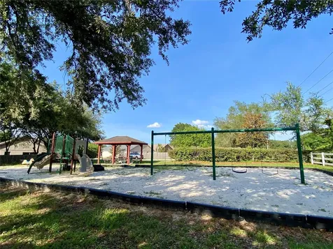 2033 Newtown Road Groveland FL 34736