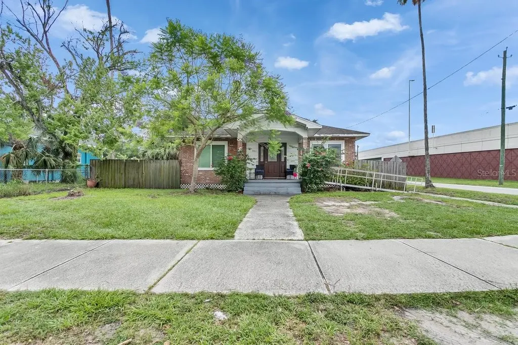 801 E Louisiana Avenue Tampa FL 33603