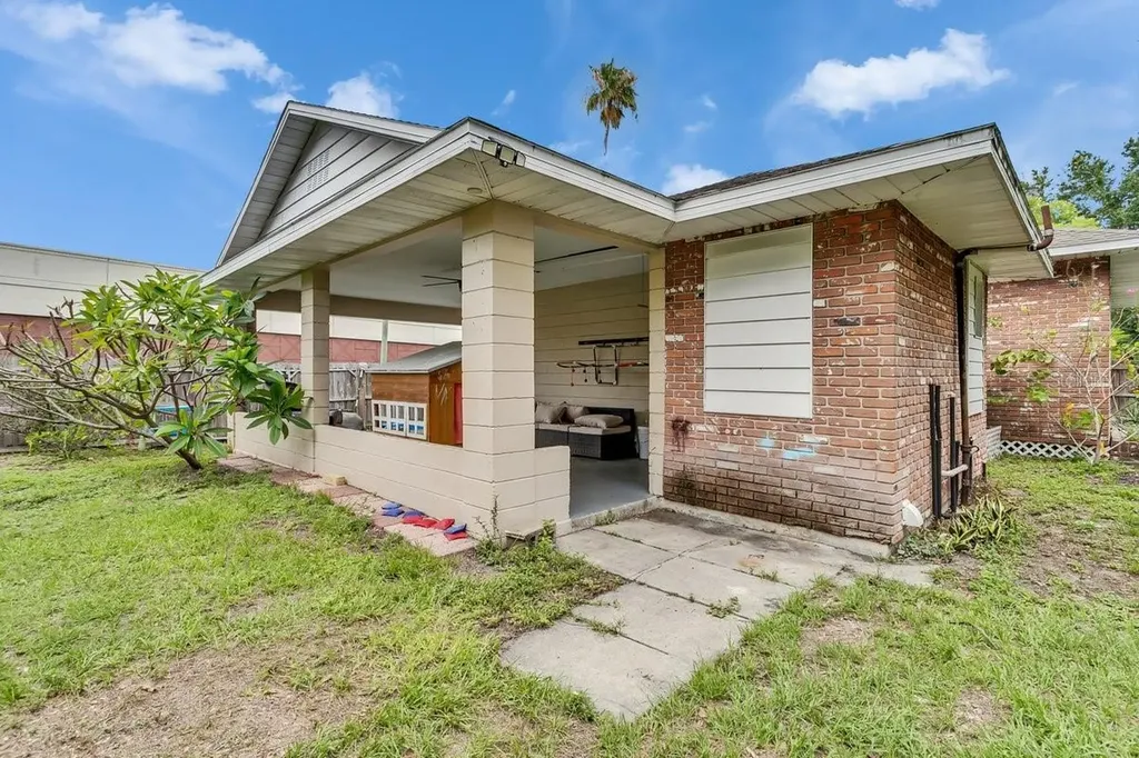 801 E Louisiana Avenue Tampa FL 33603