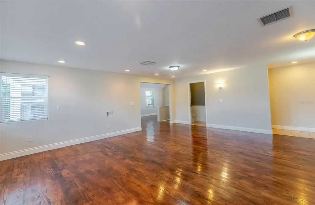 802 8th Street N St Petersburg FL 33701