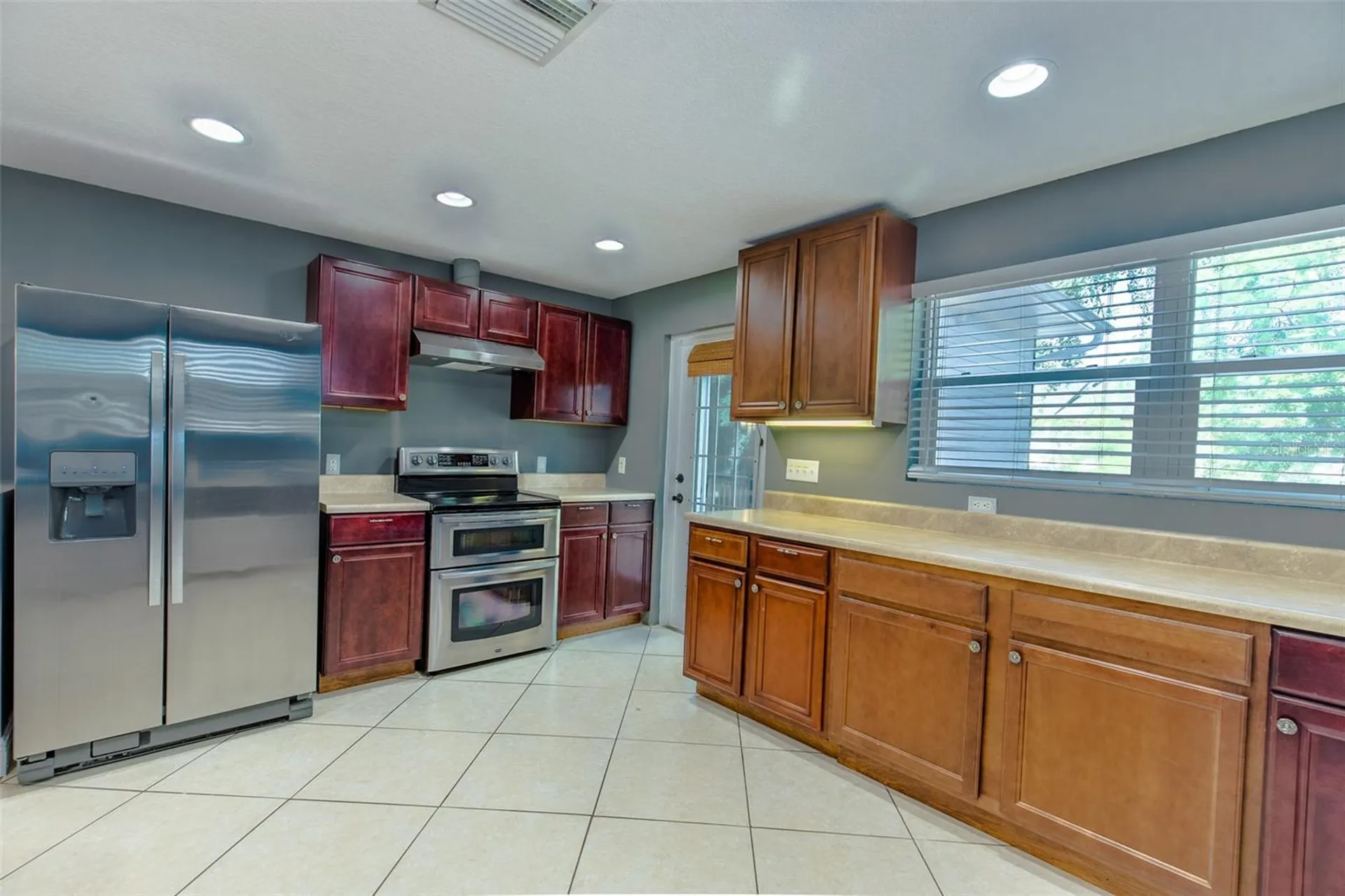 802 8th Street N St Petersburg FL 33701