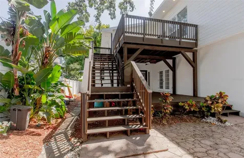 802 8th Street N St Petersburg FL 33701
