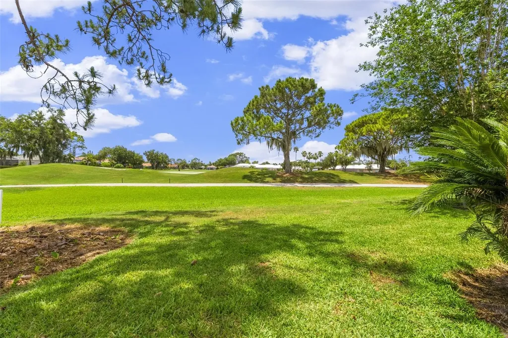 8752 52nd Drive E Bradenton FL 34211