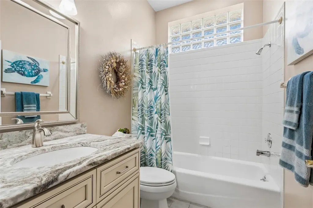 8752 52nd Drive E Bradenton FL 34211