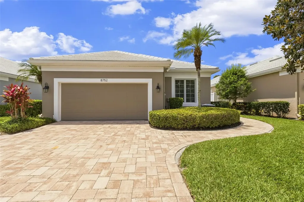 8752 52nd Drive E Bradenton FL 34211