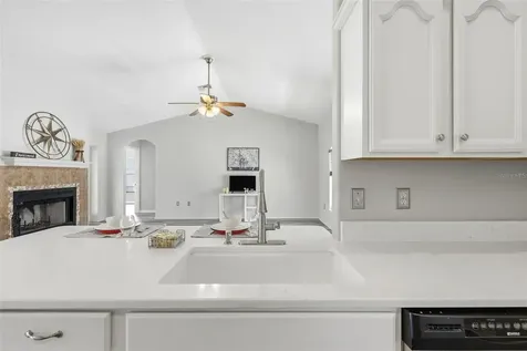 14433 Lake Yale Road Umatilla FL 32784