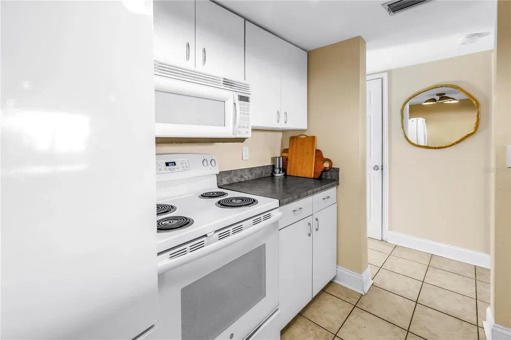 3595 41st Lane S St Petersburg FL 33711