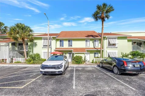 3595 41st Lane S St Petersburg FL 33711