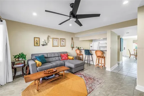 3595 41st Lane S St Petersburg FL 33711
