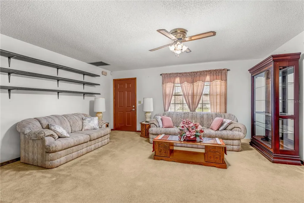 2970 Lagoon Avenue Deltona FL 32738