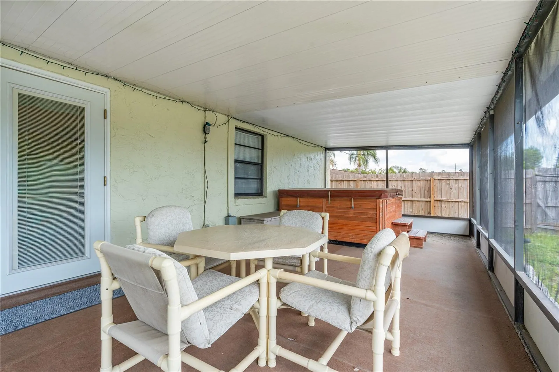 2970 Lagoon Avenue Deltona FL 32738