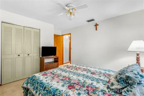 2970 Lagoon Avenue Deltona FL 32738
