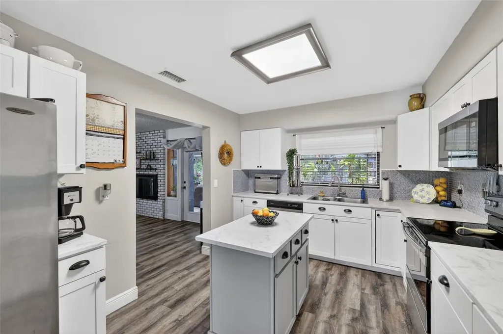 15801 Ashbury Place Tampa FL 33624