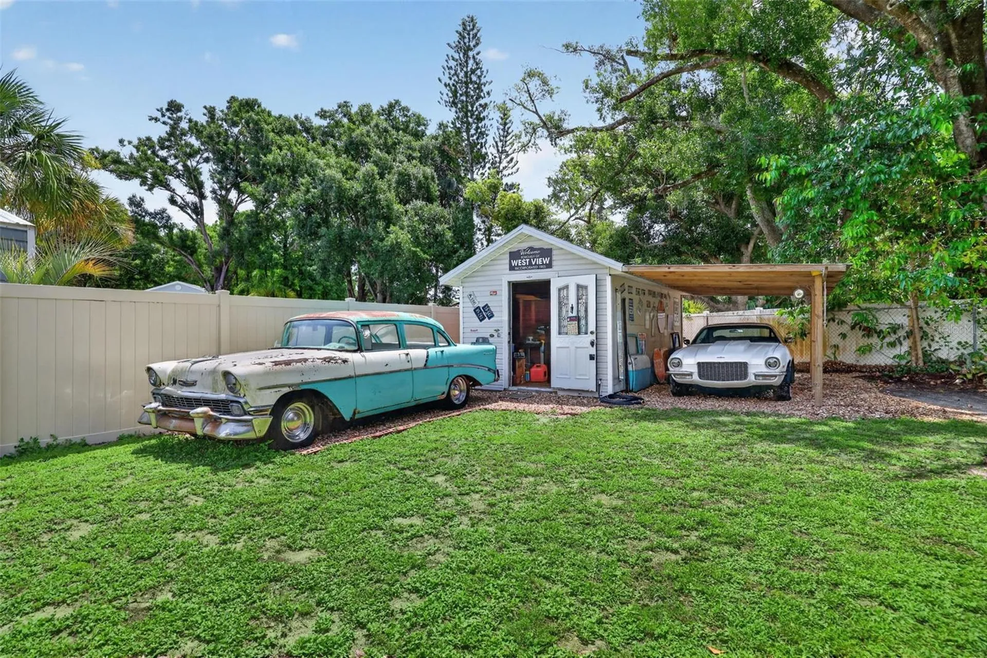 15801 Ashbury Place Tampa FL 33624