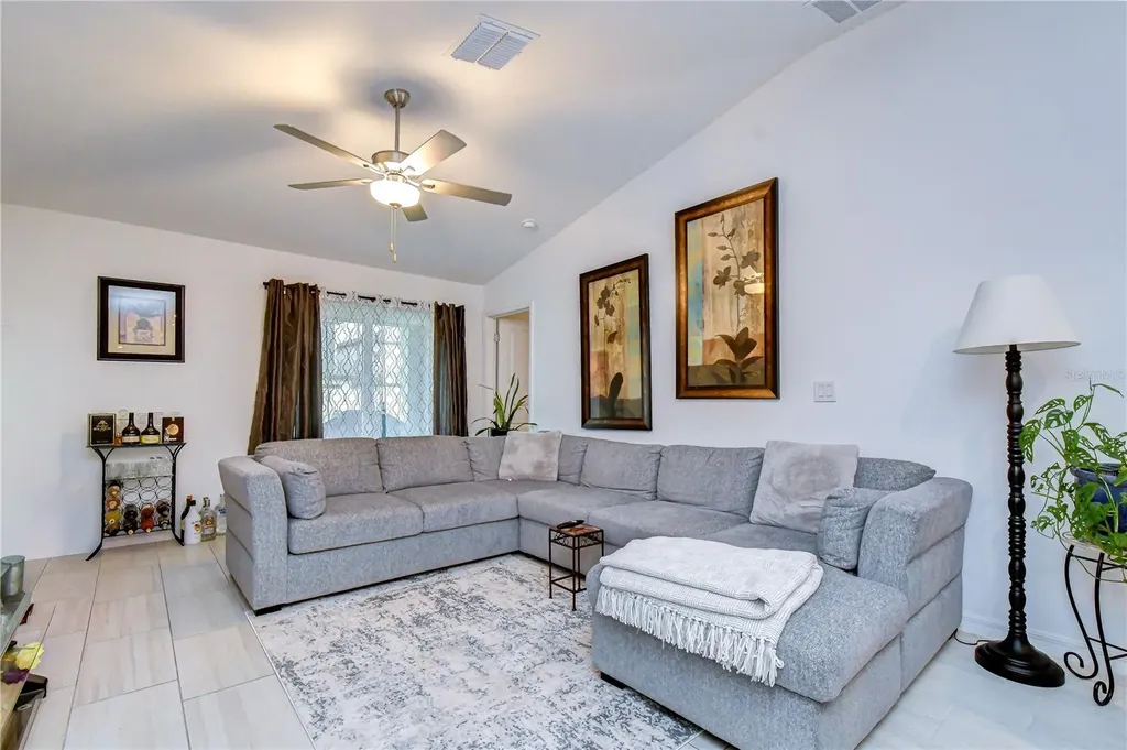 35099 Ackley Trace Zephyrhills FL 33541