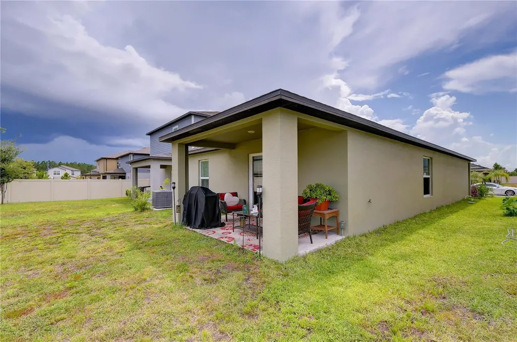 35099 Ackley Trace Zephyrhills FL 33541