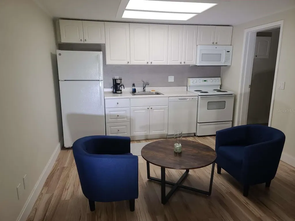 4195 E Michigan Street Orlando FL 32812