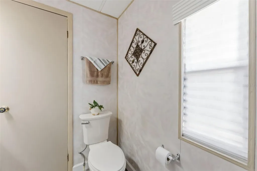 132 Forest Lane Safety Harbor FL 34695