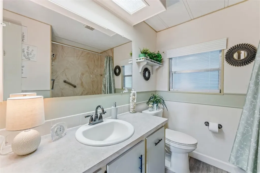 132 Forest Lane Safety Harbor FL 34695
