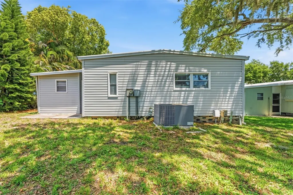 132 Forest Lane Safety Harbor FL 34695