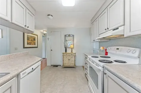 132 Forest Lane Safety Harbor FL 34695