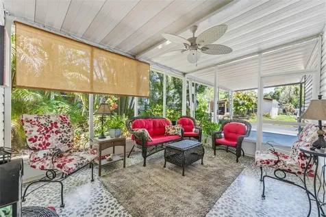 132 Forest Lane Safety Harbor FL 34695