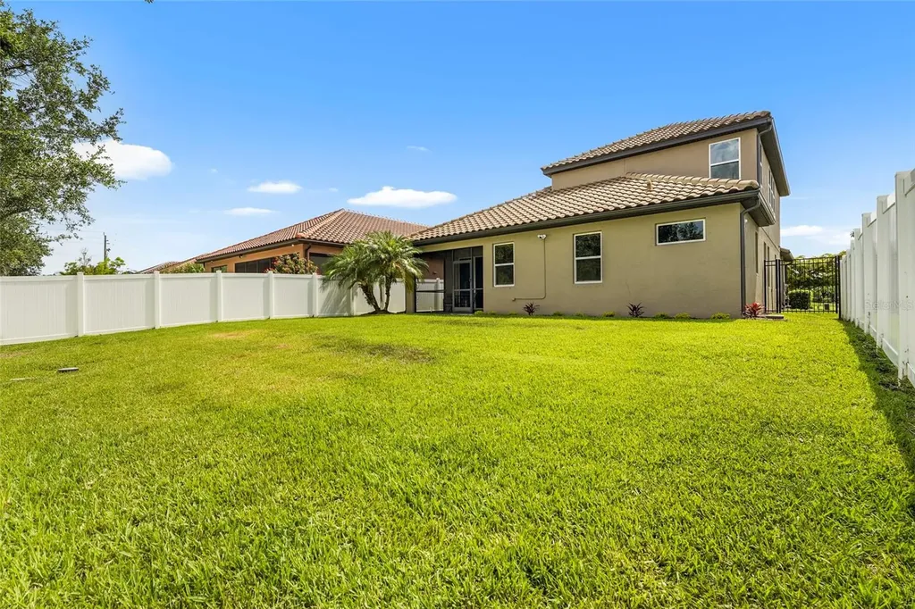2745 62nd Avenue E Ellenton FL 34222