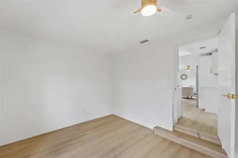 17 Palmira Road Debary FL 32713