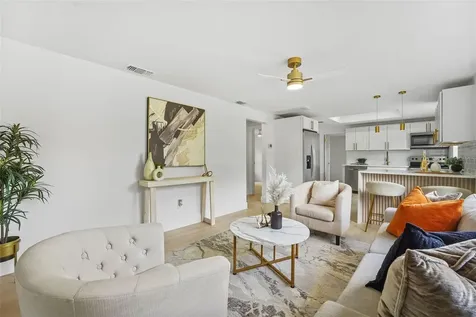 17 Palmira Road Debary FL 32713