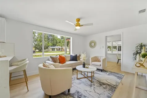 17 Palmira Road Debary FL 32713
