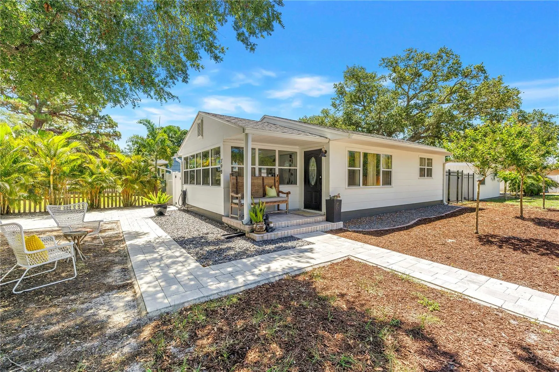 798 45th Avenue N St Petersburg FL 33703