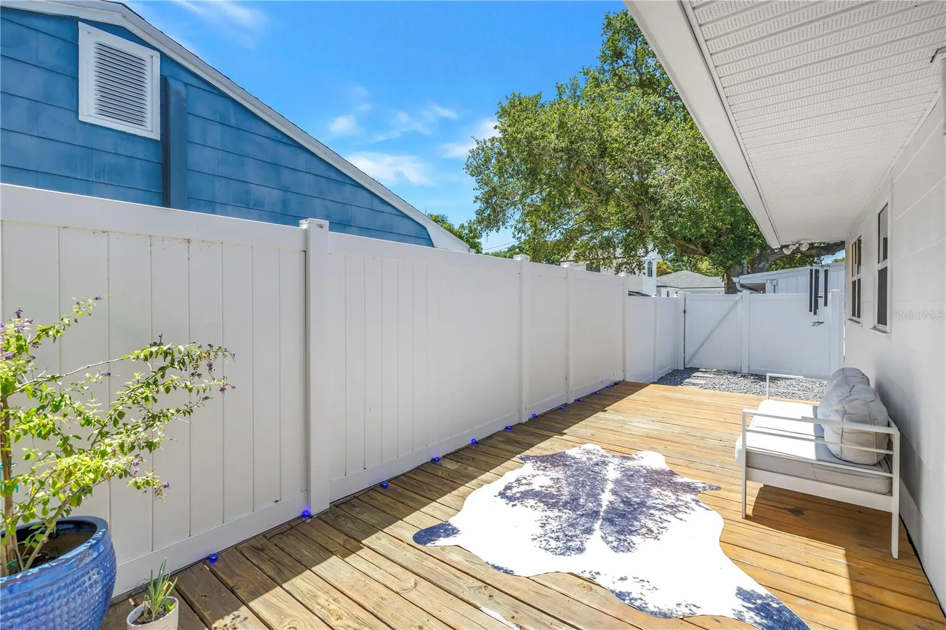 798 45th Avenue N St Petersburg FL 33703