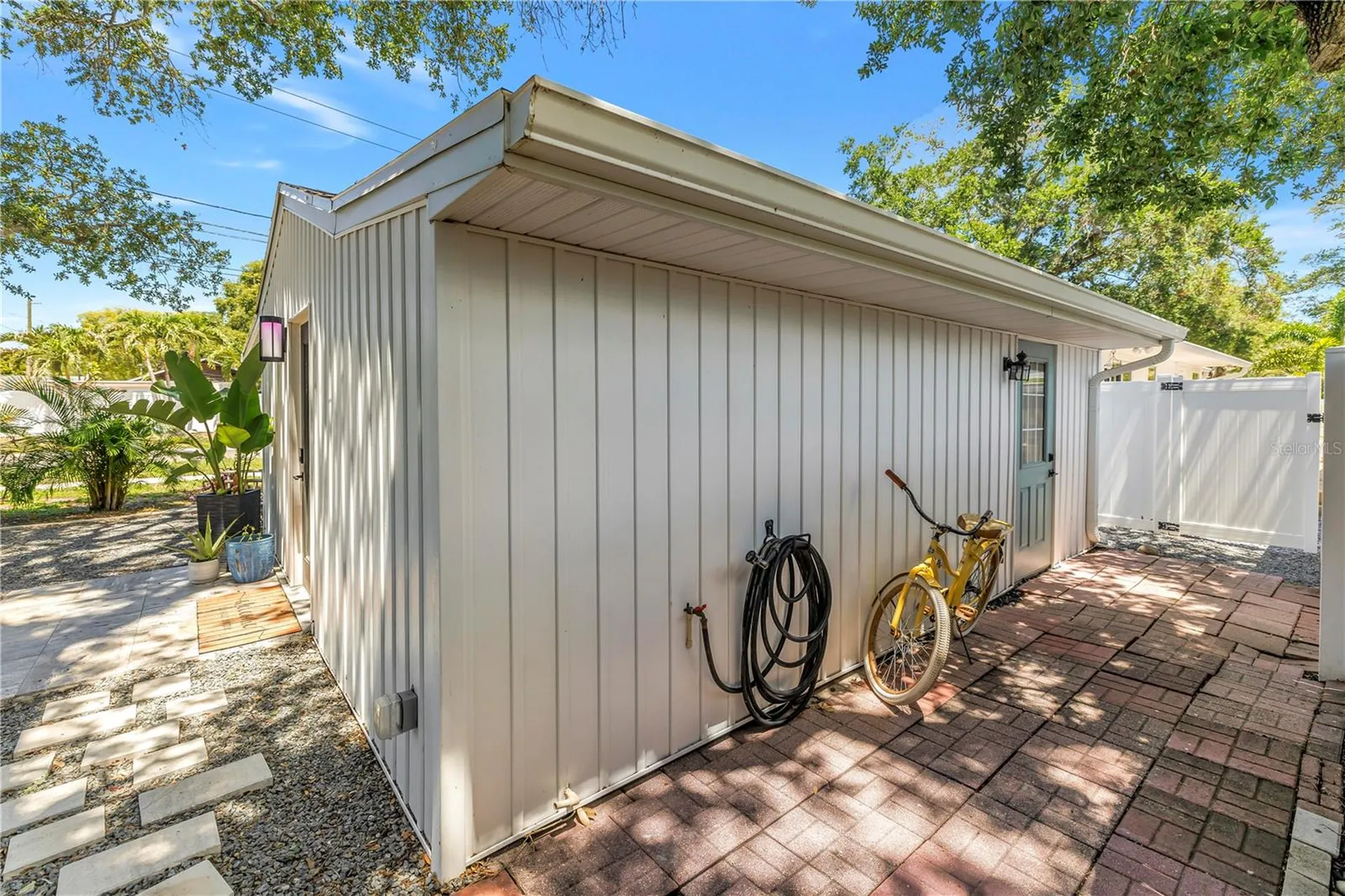 798 45th Avenue N St Petersburg FL 33703