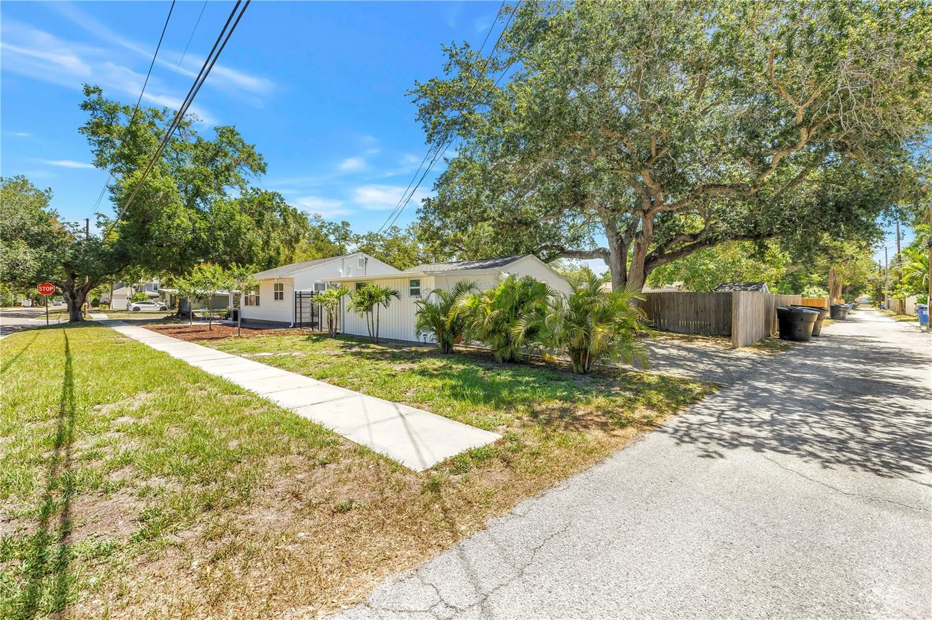 798 45th Avenue N St Petersburg FL 33703