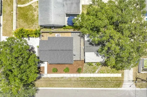 798 45th Avenue N St Petersburg FL 33703