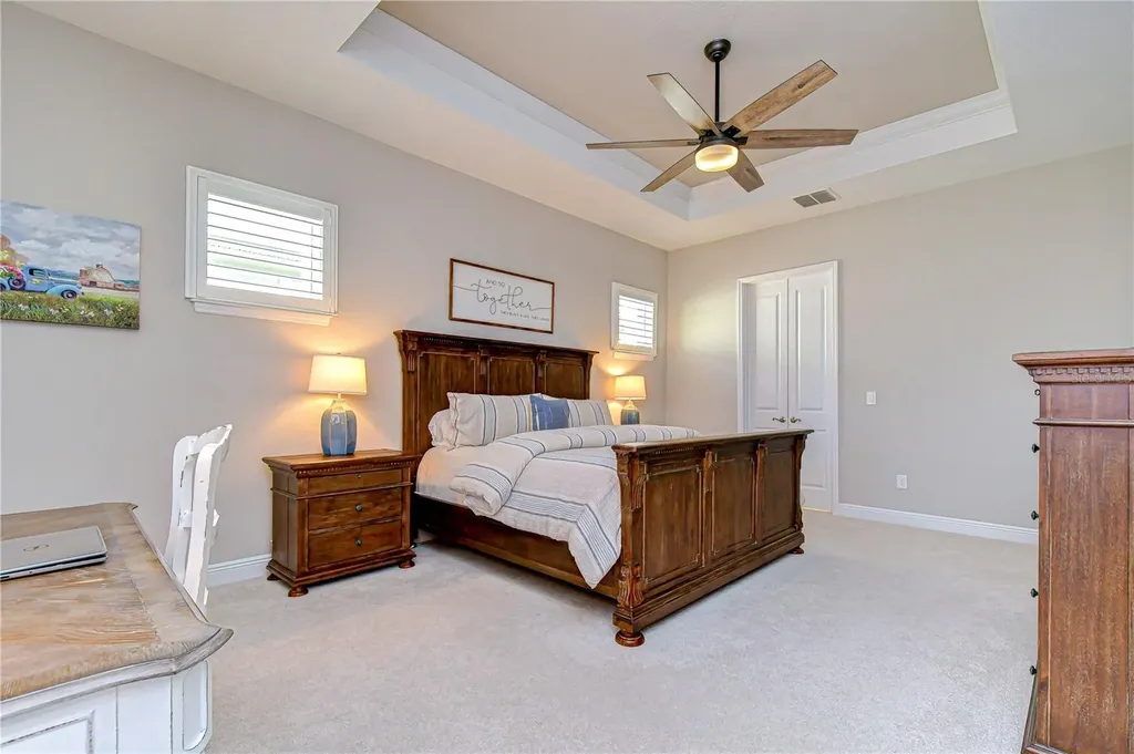 6005 Sparrowhead Way Lithia FL 33547