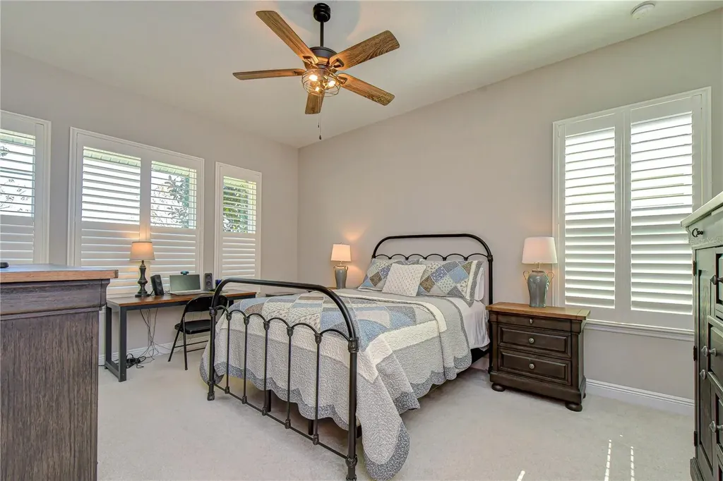6005 Sparrowhead Way Lithia FL 33547