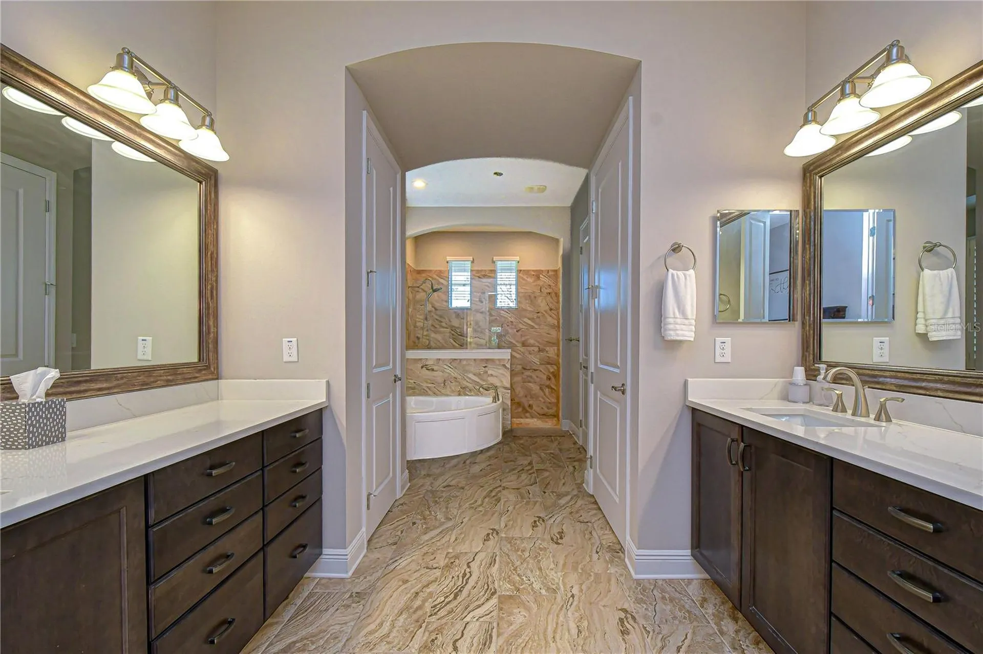 6005 Sparrowhead Way Lithia FL 33547