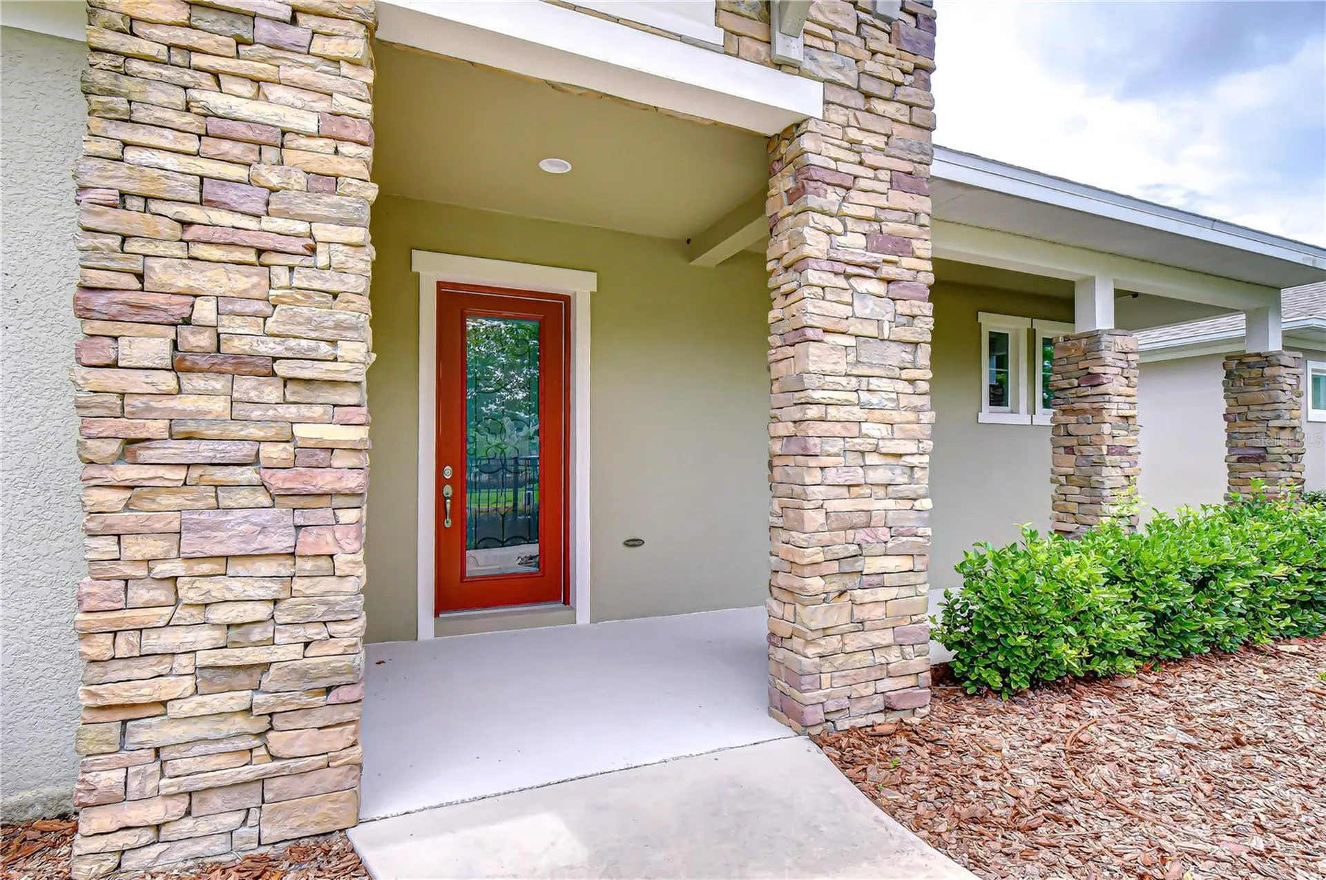 6005 Sparrowhead Way Lithia FL 33547