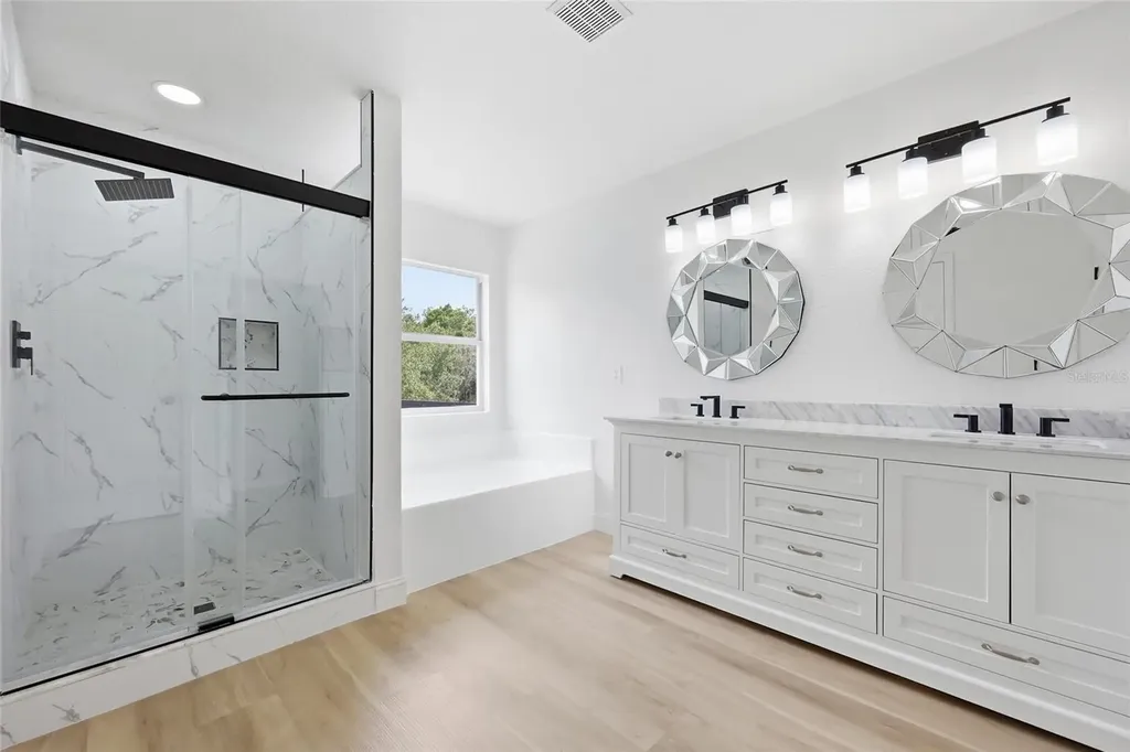 2124 Continental Street St Cloud FL 34769