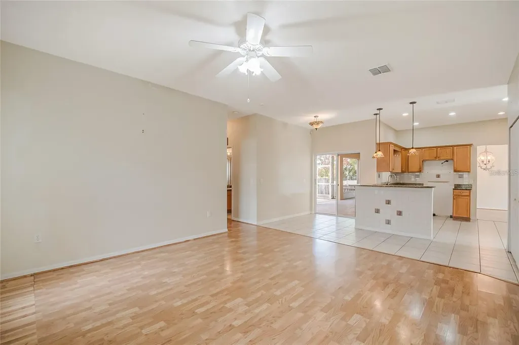 603 Pinehurst Court Kissimmee FL 34758